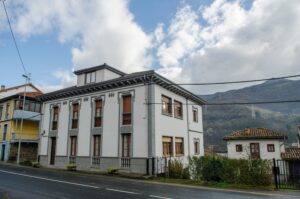 Piso en Venta en Lena, Asturias  REF:VP297